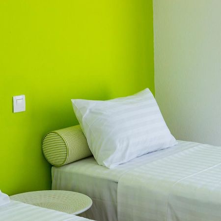 Hestia Beachfront Villa Полихроно Экстерьер фото