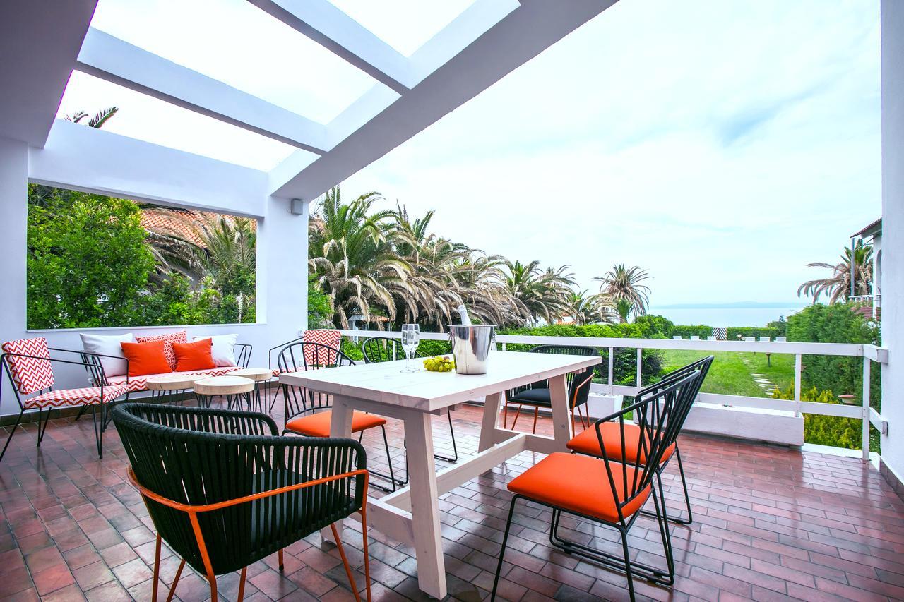 Hestia Beachfront Villa Полихроно Экстерьер фото